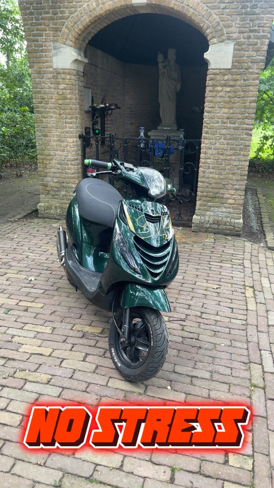 Nette piagio zip 70cc geldig brom kenteken, Fietsen en Brommers, Scooters | Piaggio, Ophalen, Zo goed als nieuw, Tweetakt, Zip