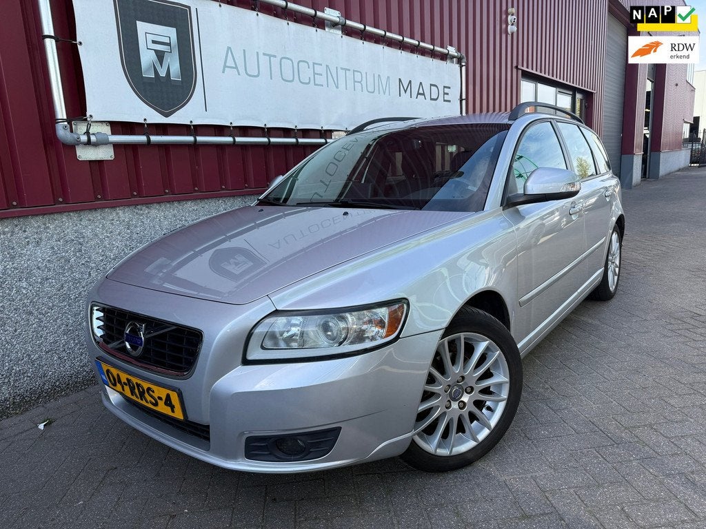 Volvo V50 2.0 Business Pro Edition // Leer // Clima // Navi, Auto's, Volvo, 1279 kg, V50, 66 €/maand, 1999 cc