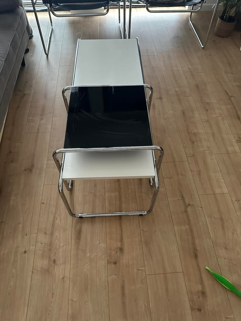 Design meubel laccio table, Ophalen