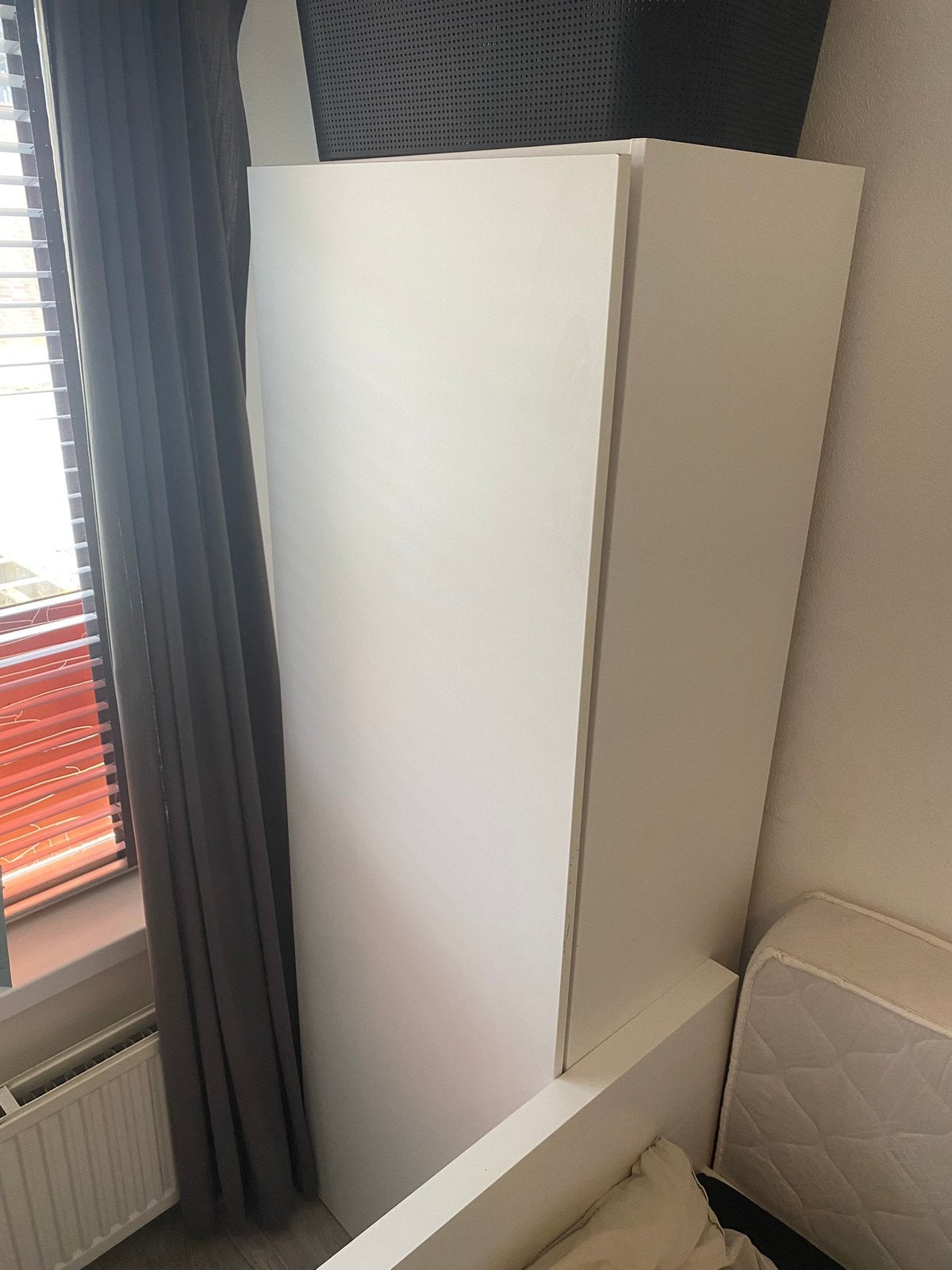 Witte kast met 4 vakken, Ophalen, 50 tot 100 cm, Zo goed als nieuw, 150 tot 200 cm