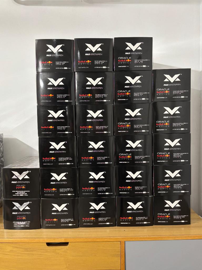Max Verstappen 1:18 models minichamps 2019 2020 2021 2022, Hobby en Vrije tijd, Modelauto's | 1:18, Nieuw, Overige typen, MiniChamps
