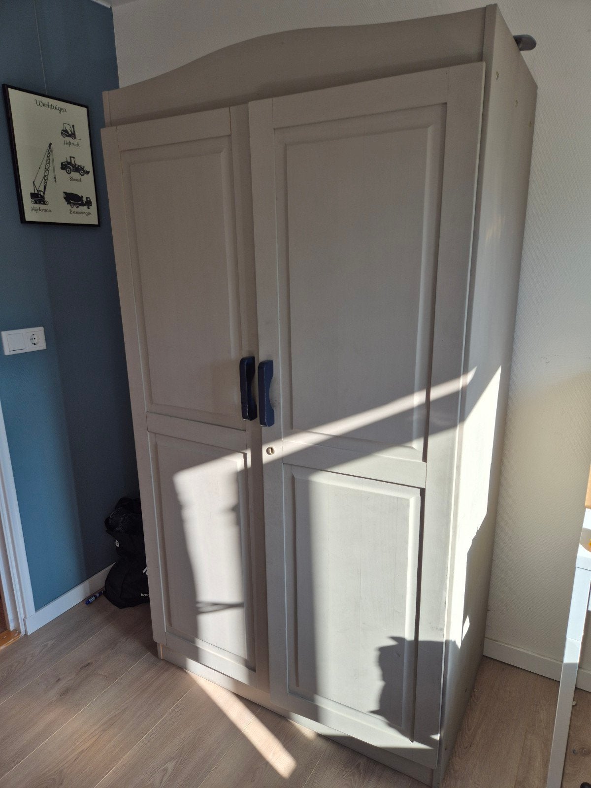 Kledingkast 180x100x55cm - Ruime opbergoplossing, Ophalen, Met deur(en), Gebruikt, 100 tot 150 cm