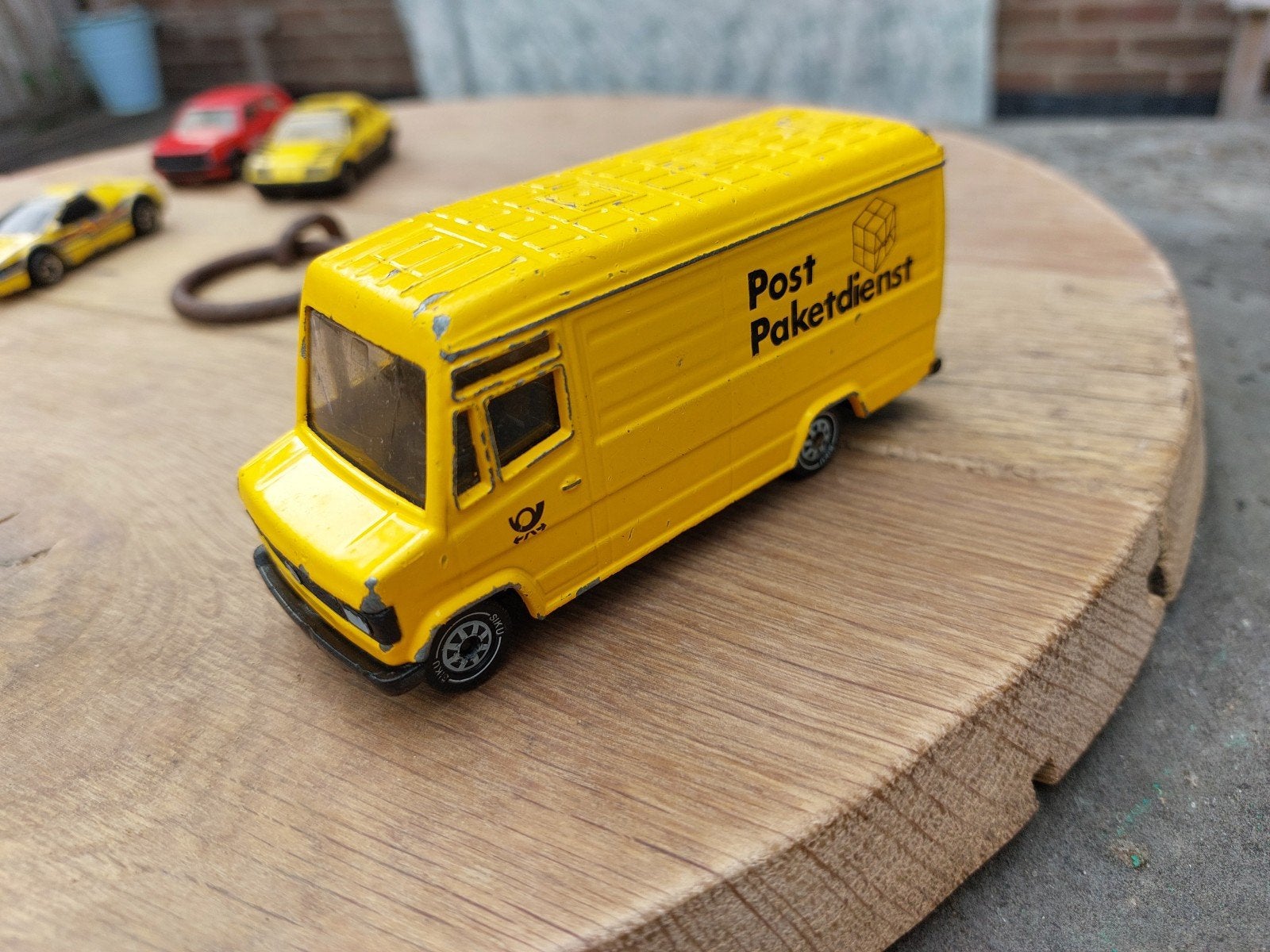 Siku Mercedes-Benz 206D Post Pakketdienst, Ophalen of Verzenden, Gebruikt