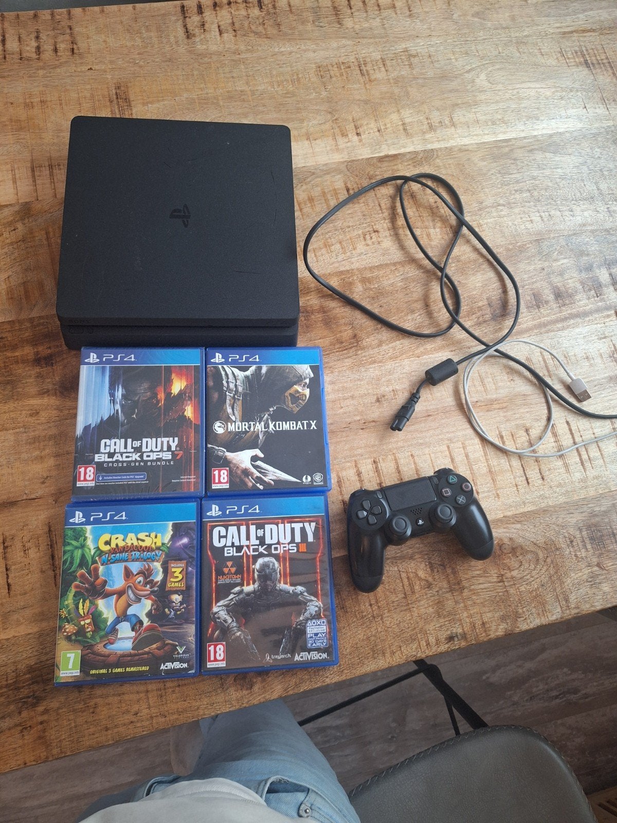 PS4 Slim met controller en 4 games, Ophalen, Met 1 controller, Slim, 500 GB
