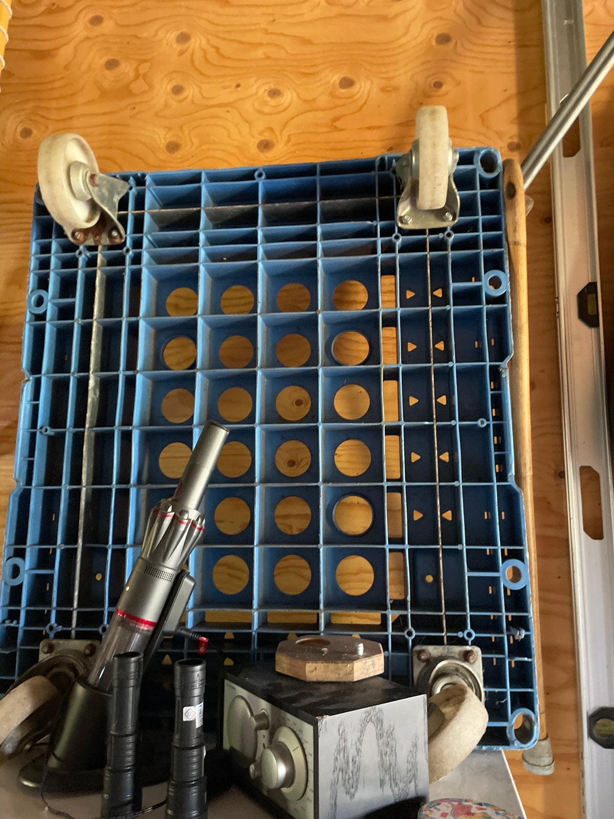 Blauwe kunststof pallet met wielen, Ophalen, Gebruikt