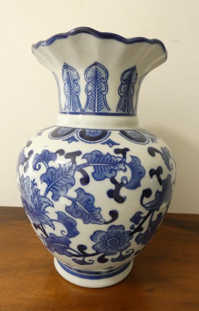 Chinese kraag vaas [1495], Ophalen