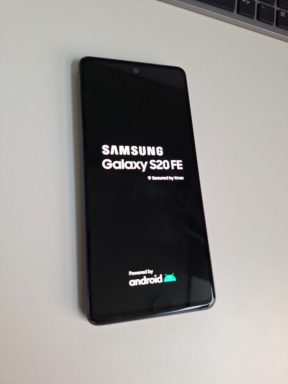 Samsung Galaxy S20 FE 128GB - Zo goed als nieuw