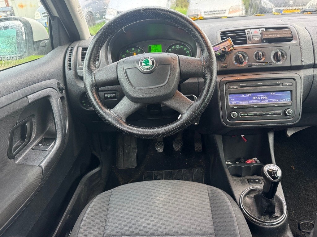Skoda FABIA 1.2 TSI Ambition AIRCO EXPORT PRICE NAP, Voorwielaandrijving, Euro 5, 4 cilinders, 1036 kg