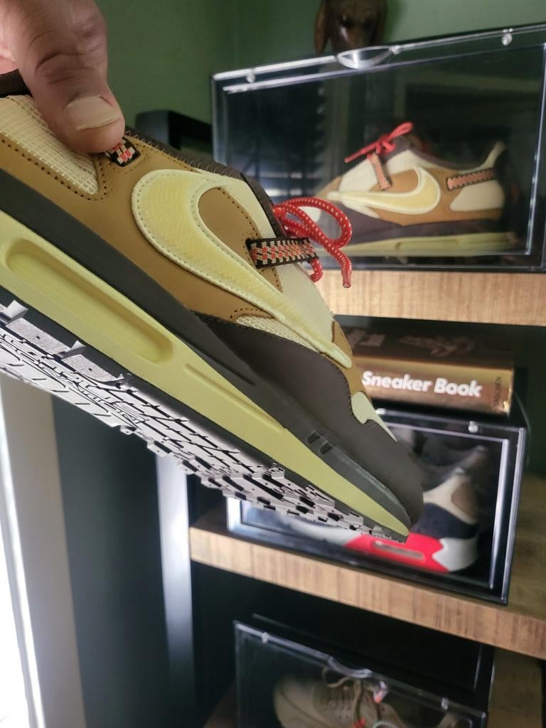 Nike air max 1 travis scott maat 46, Ophalen of Verzenden, Nieuw, Bruin