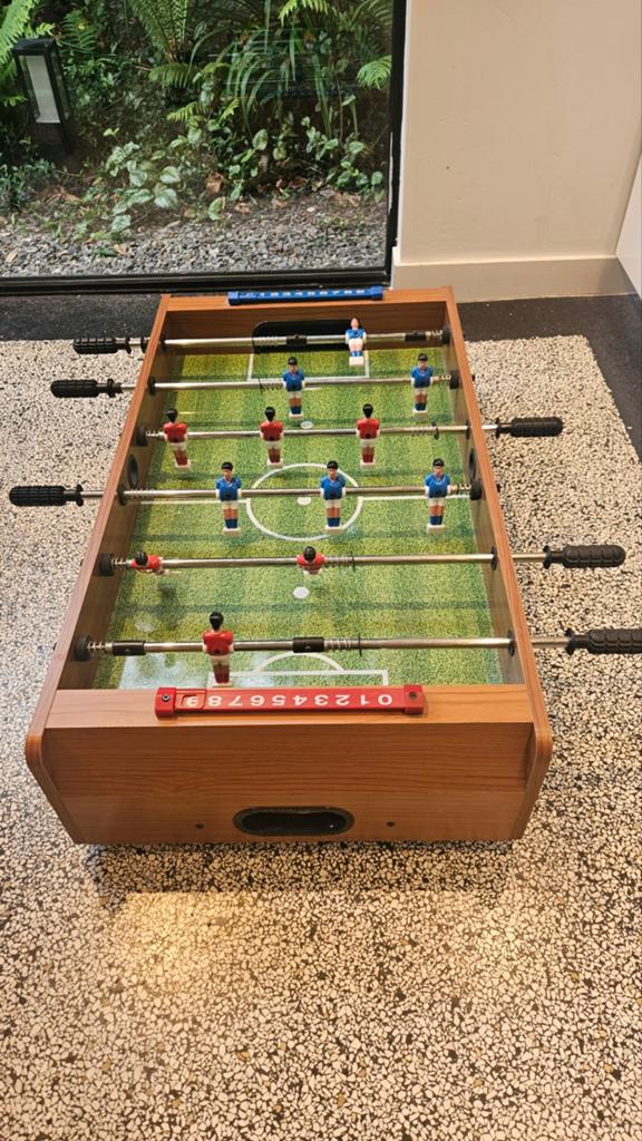 Tafelvoetbalspel, Ophalen, Zo goed als nieuw