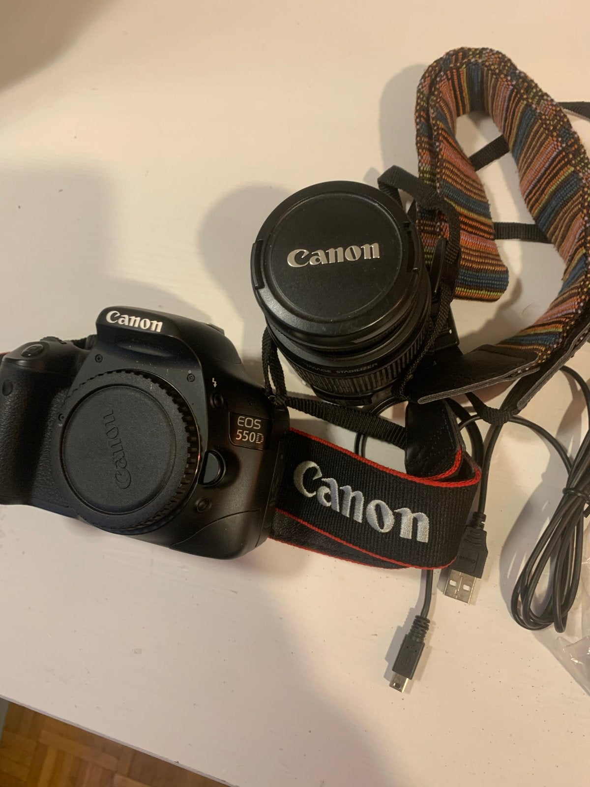 Canon EOS 550D/display defect, Gebruikt, Spiegelreflex, Canon, Accu