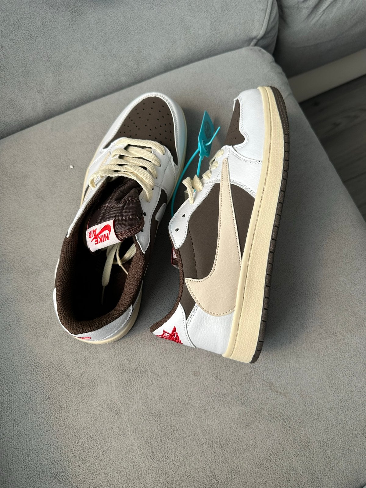 Nike Air Jordan 1 Low Travis Scott Mocha, Kleding | Heren, Schoenen, Ophalen of Verzenden, Nieuw, Bruin, Sneakers of Gympen
