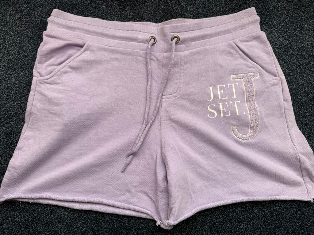Nikkie lila badstof short maat 36, Kort, Paars, Ophalen of Verzenden, Maat 36 (S)