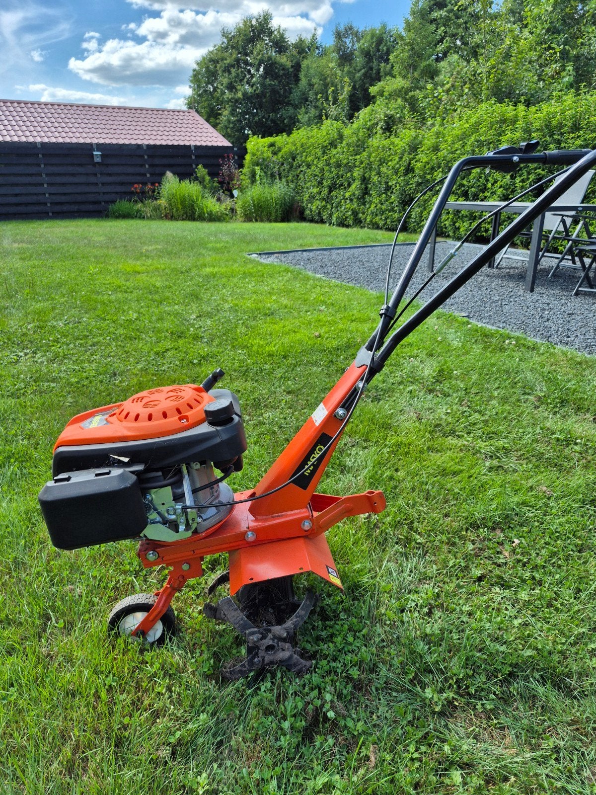 Tuinfrees, Ophalen, Zo goed als nieuw