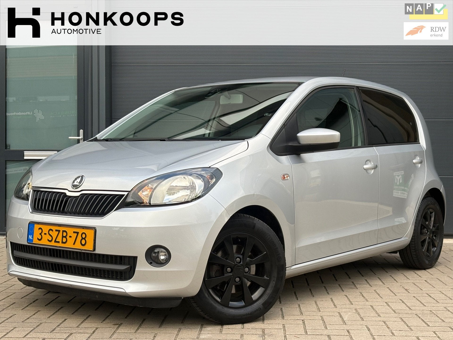 Skoda Citigo 1.0 - Airco-Cruise-DealerOnderhouden-Lichtmetal, Auto's, Voorwielaandrijving, Euro 5, Gebruikt, 840 kg
