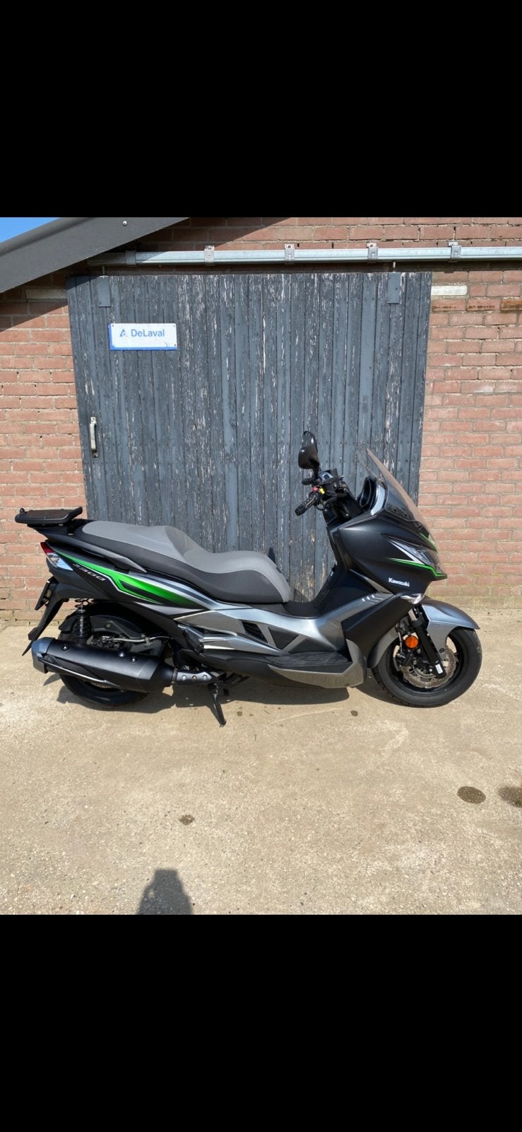 Kawasaki scooter j 300, Motoren, Particulier, Scooter