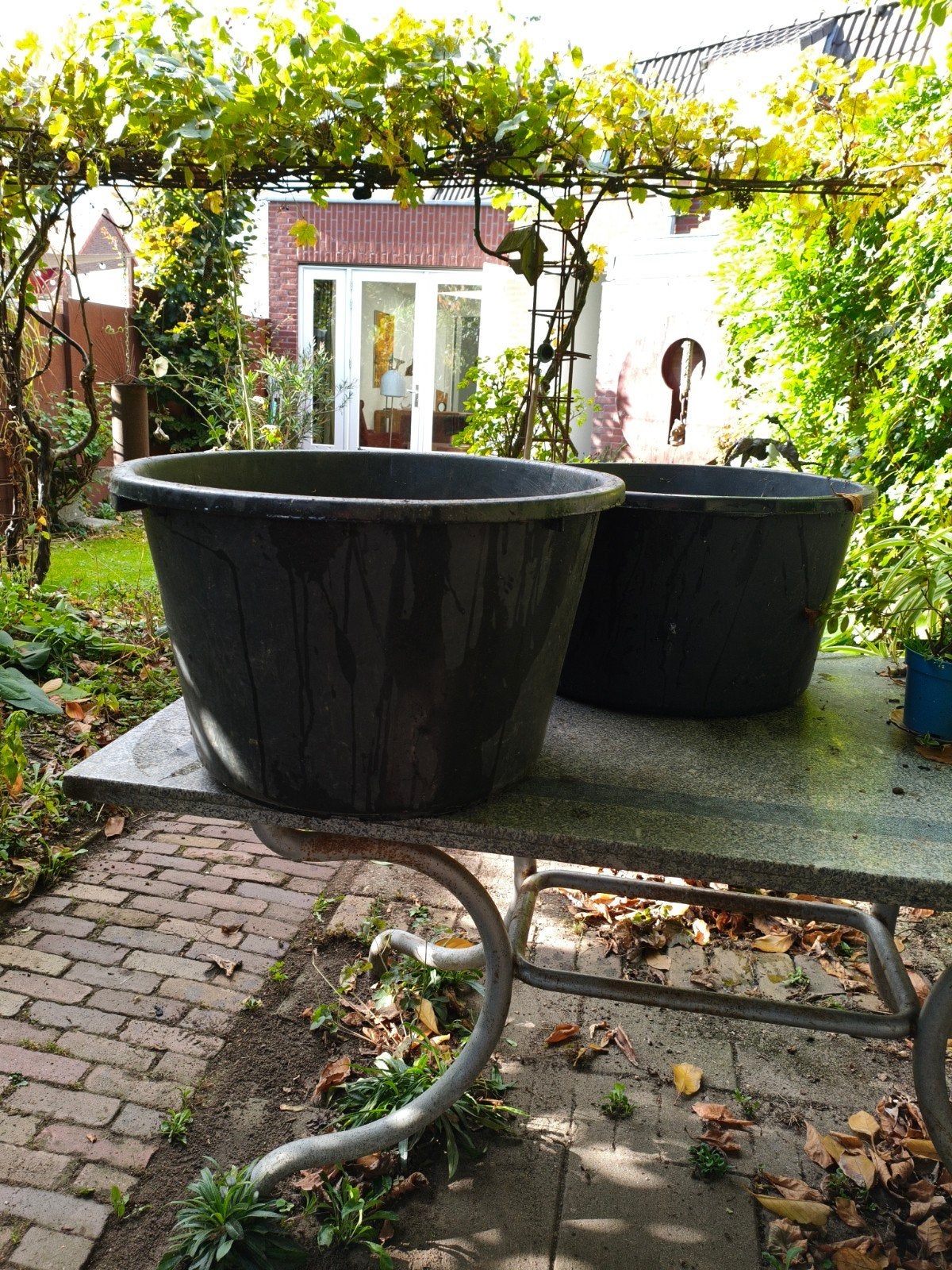 3x Kunststof kuipen voor tuin of vijver, Ophalen, Kunststof, Gebruikt, Rond