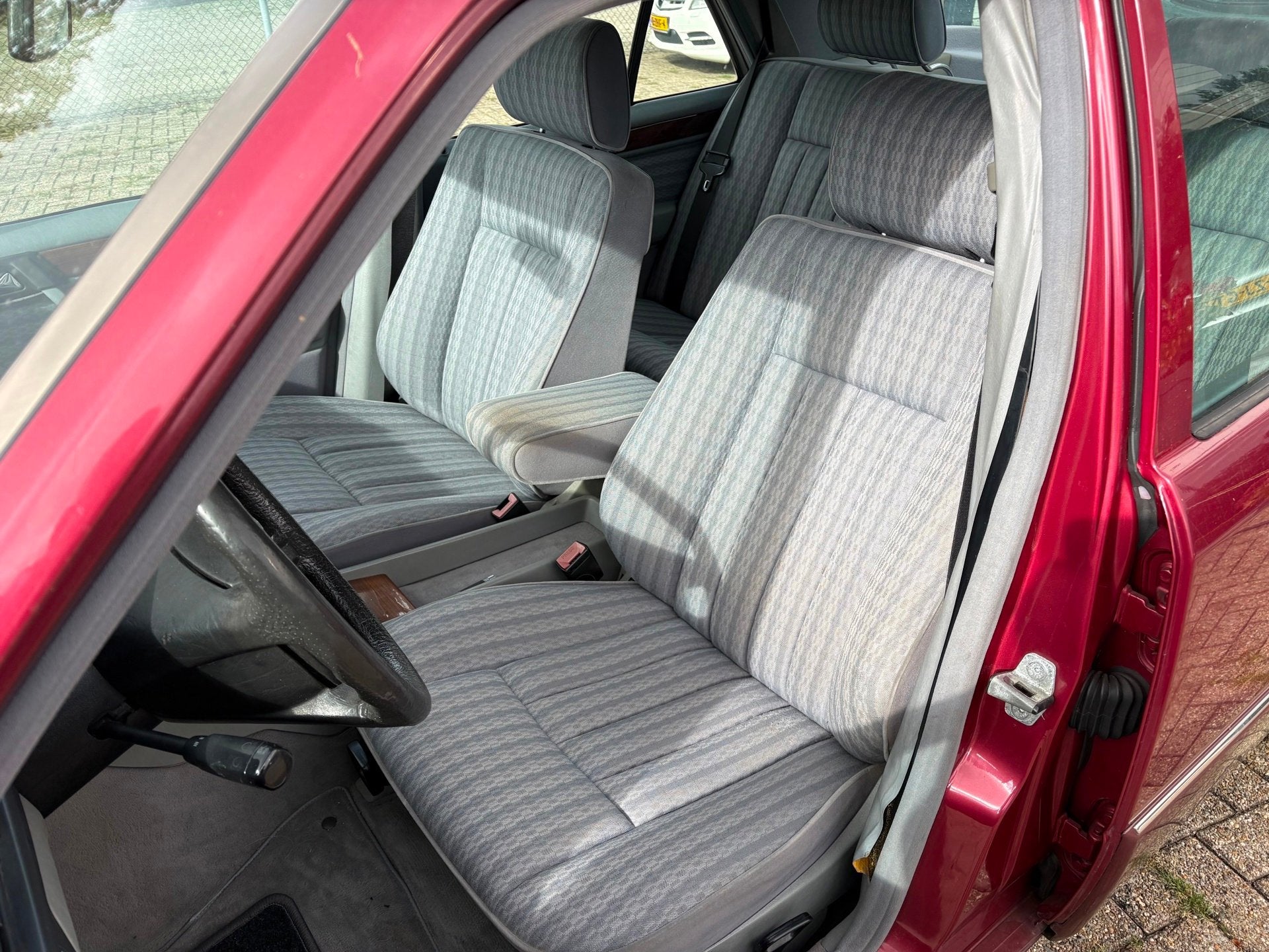 Mercedes-Benz 200-500 (W124) 230 E, foto 5