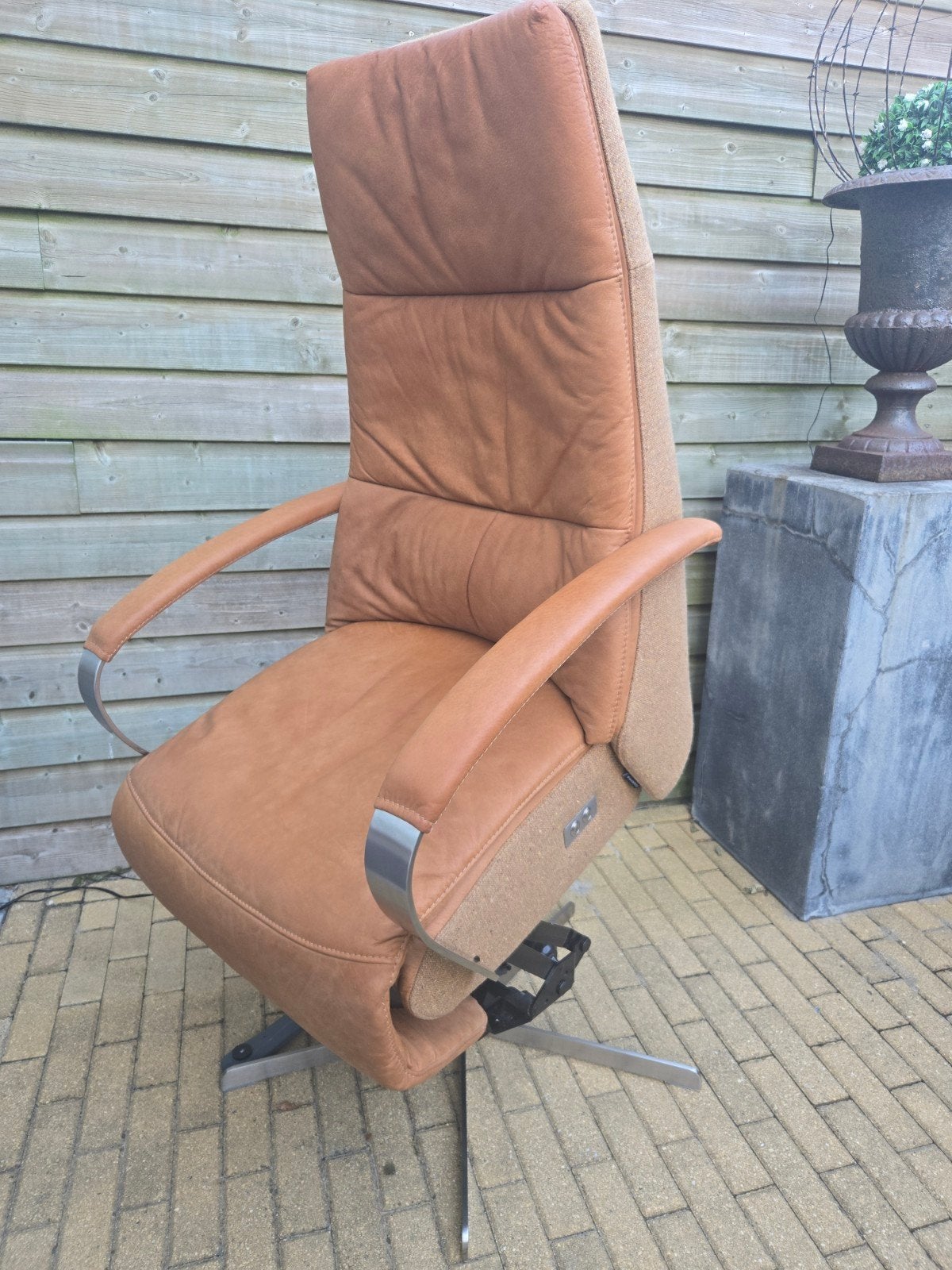 Prachtige staop en relax fauteuil Vintage Leder XL Luxe!

De, Ophalen, Zo goed als nieuw