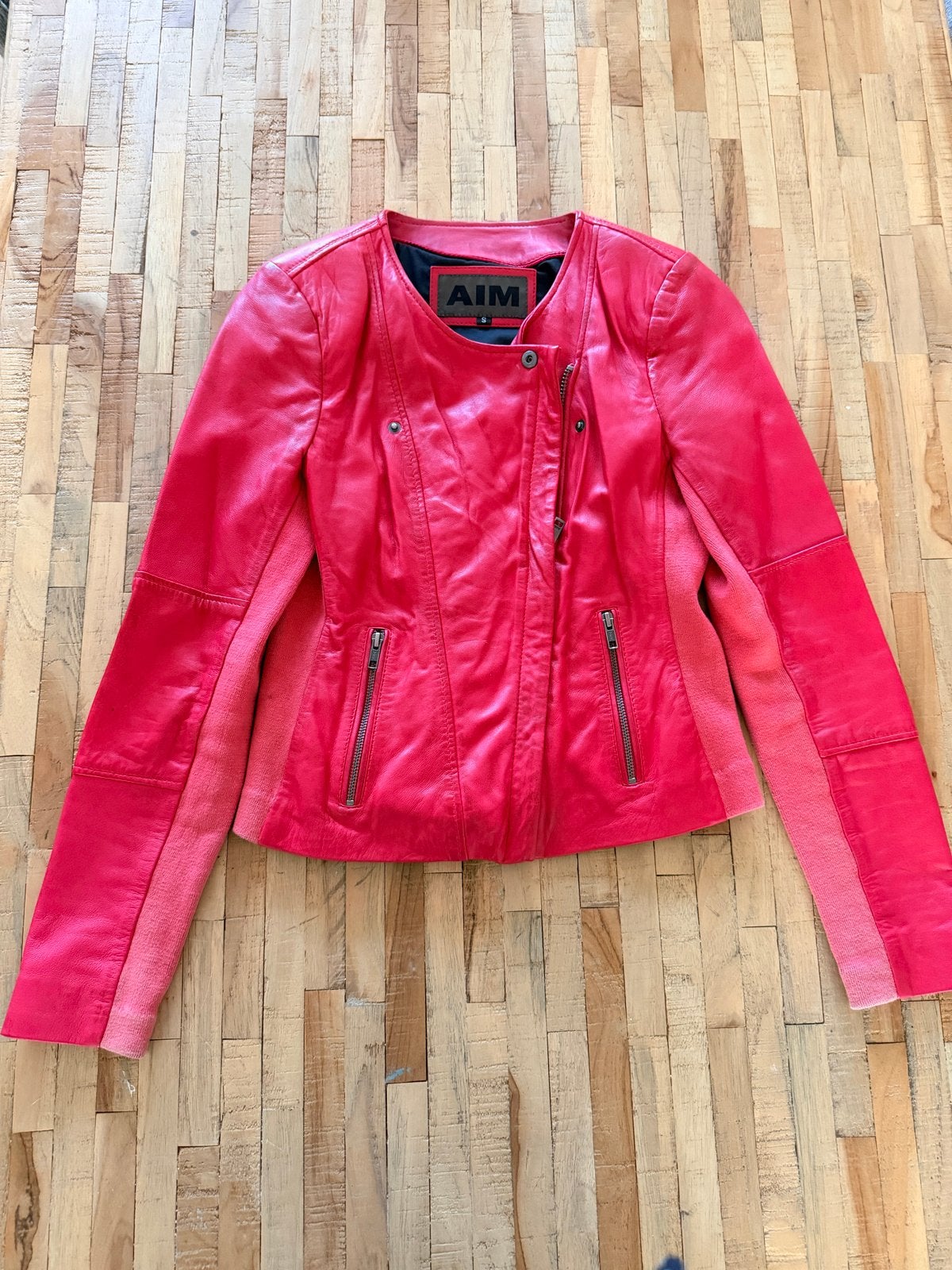 AIM Leren Jasje Echt Leer Rood Maat S, Kleding | Dames, Ophalen of Verzenden, Zo goed als nieuw, Maat 36 (S), Rood