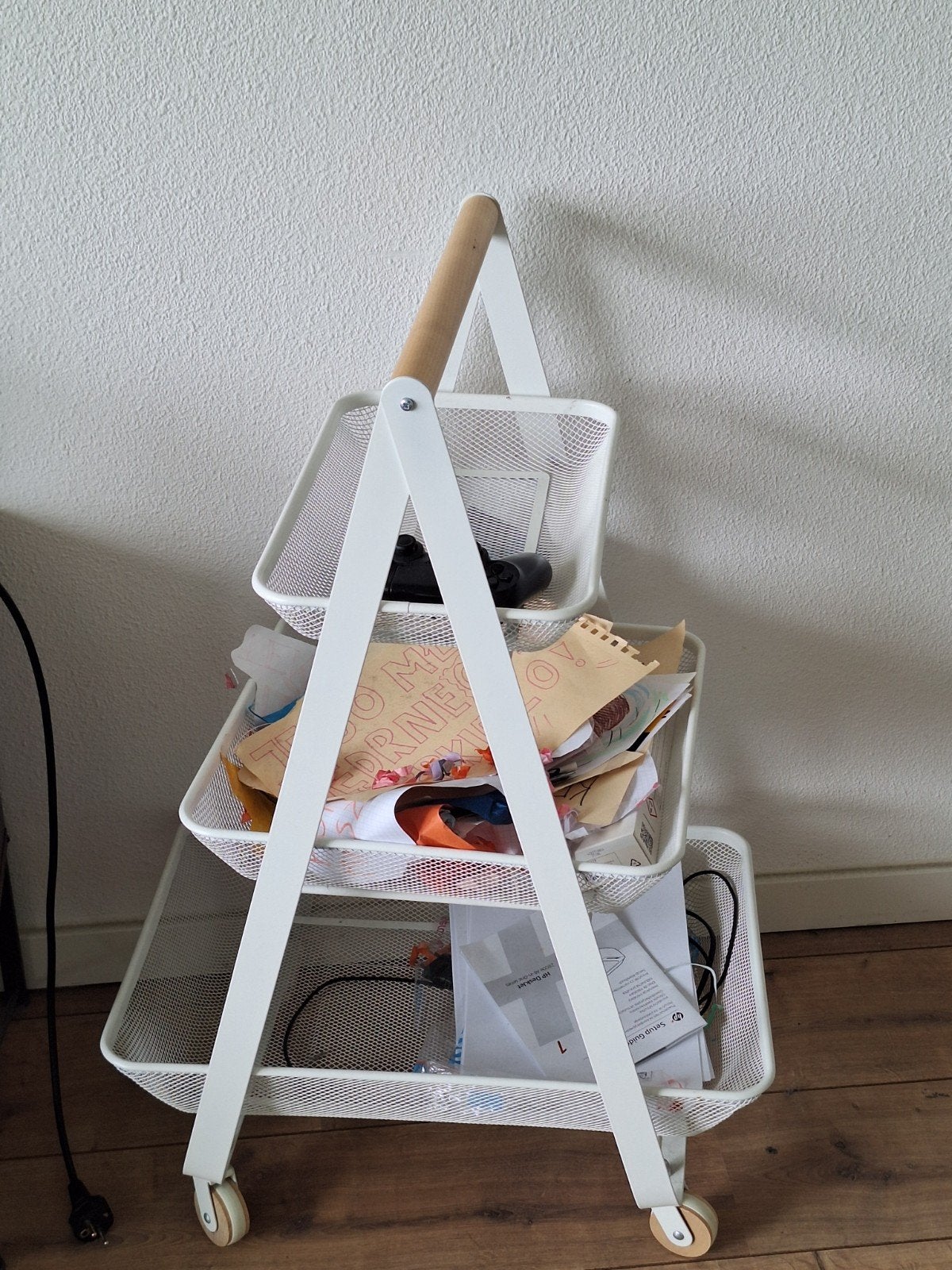 Small shelves on wheels ikea, Ophalen, Zo goed als nieuw