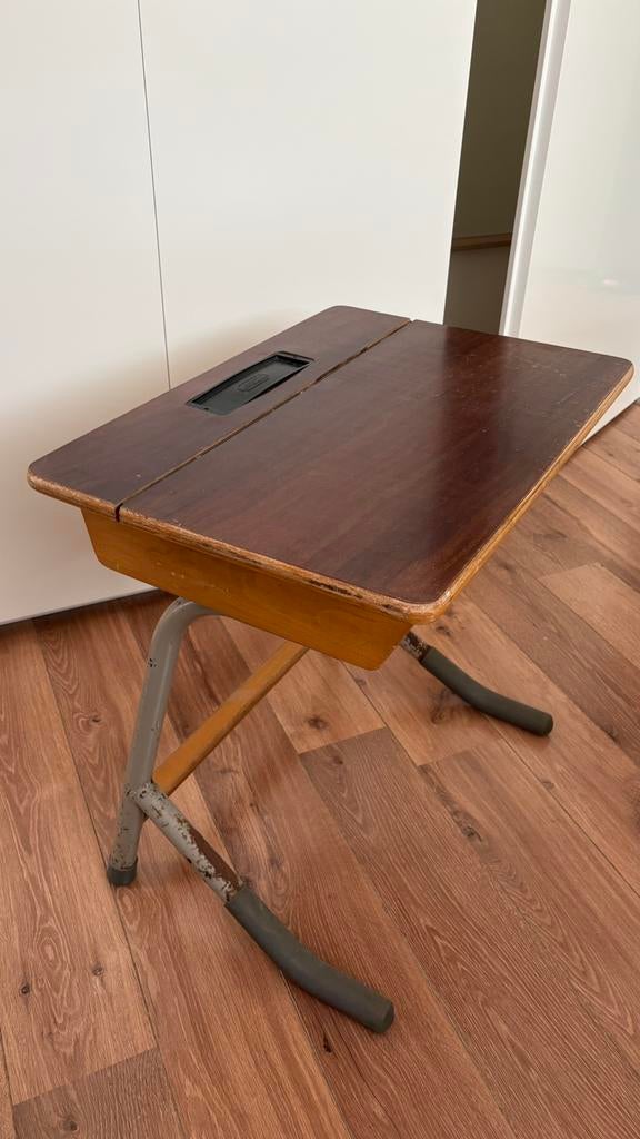 Lessenaartje, Ophalen, Opbergruimte, Gebruikt, 60 cm