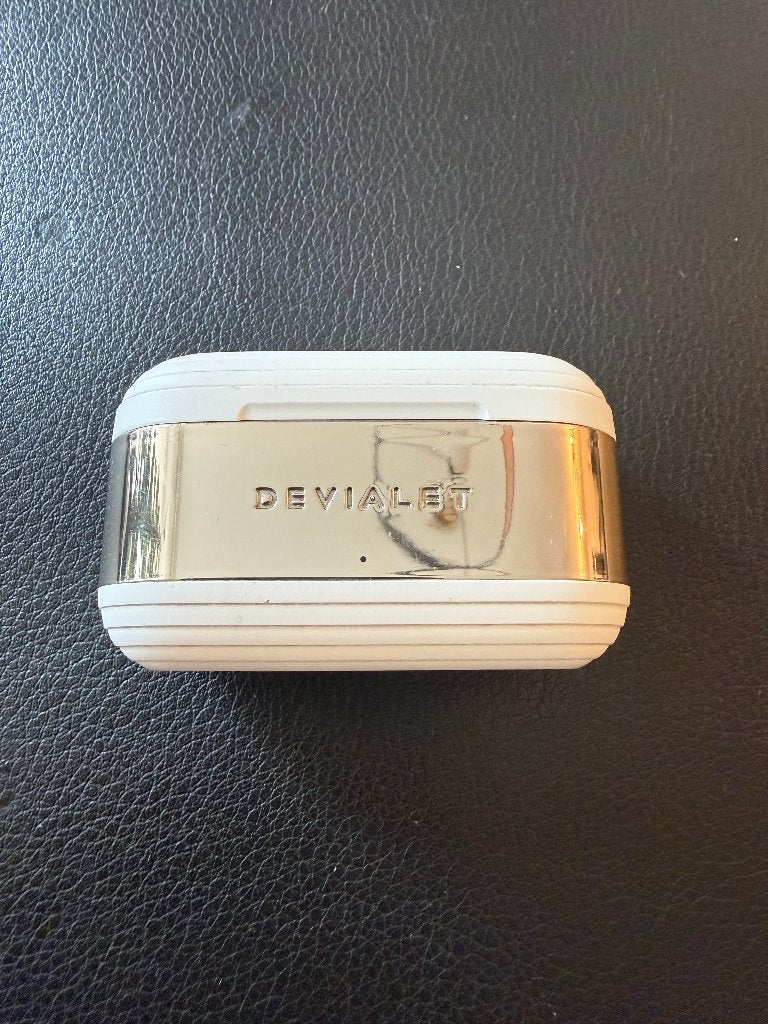 Original DEVIALET Gemini II White charging case, Gebruikt, Overige merken, Ophalen of Verzenden, In oorschelp (earbud)