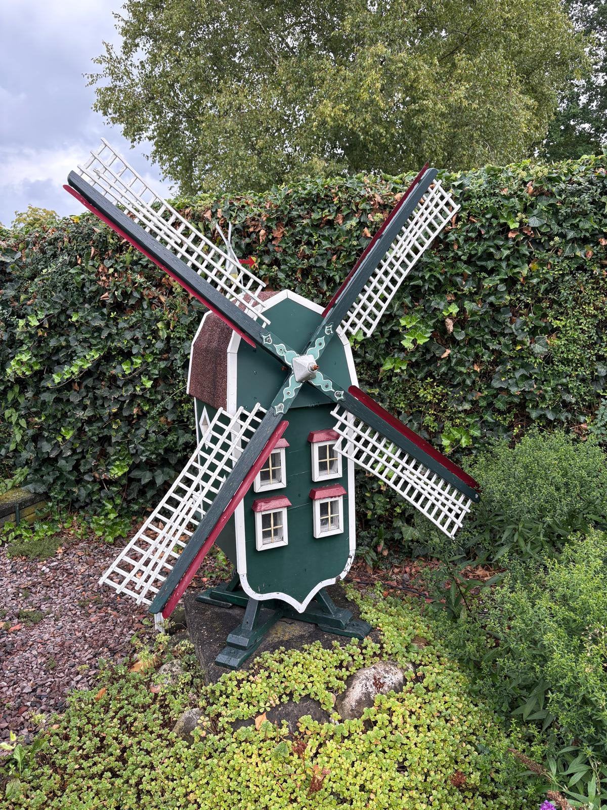 Molen elektrisch aangedreven wieken met vrijloop., Ophalen, Gebruikt