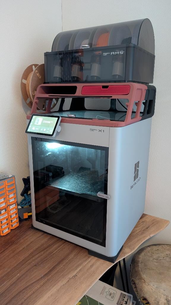 Bambu Lab X1C met AMS, Kickstarter editie + véél accessoires, Computers en Software, 3D Printers, Gebruikt, Filament, Ingebouwde Wi-Fi