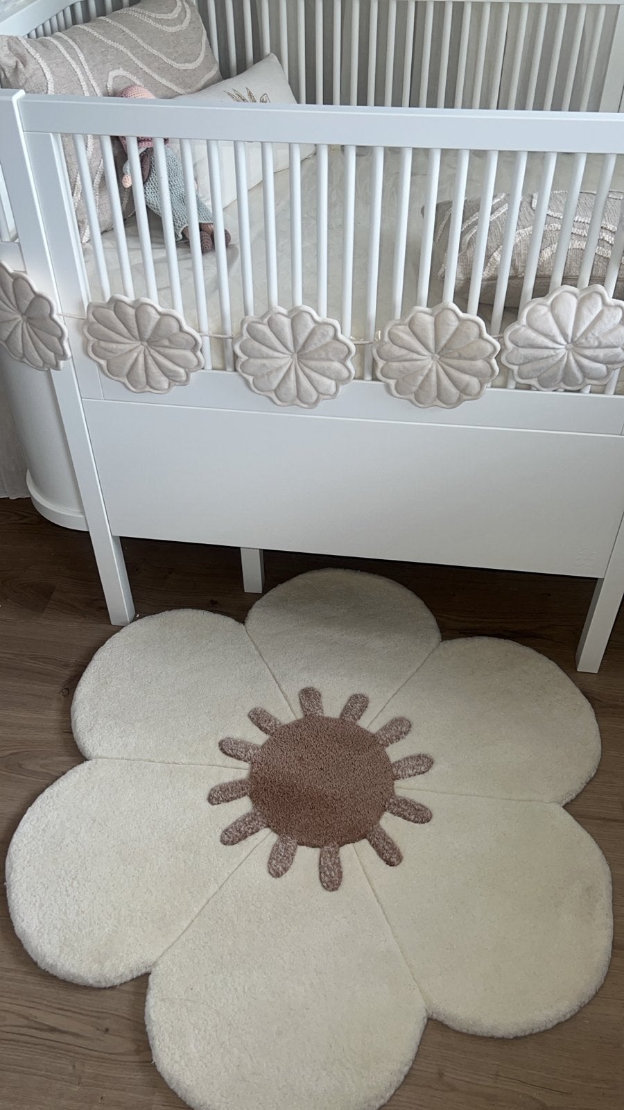 Rond wollen vloerkleed kinderkamer Daisy bloem 90x90, Ophalen, Gebruikt, Rond, Bloemen