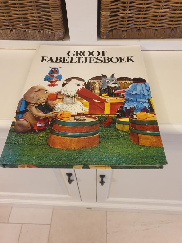 Groot fabeltjesboek, Ophalen of Verzenden, Gelezen