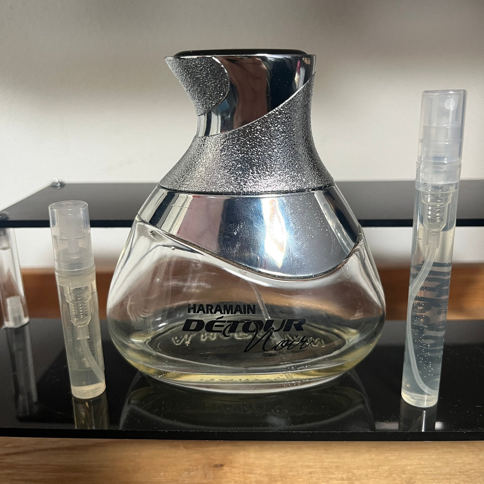 Haramain - Detour Noir 1ml samples, Ophalen of Verzenden, Zo goed als nieuw