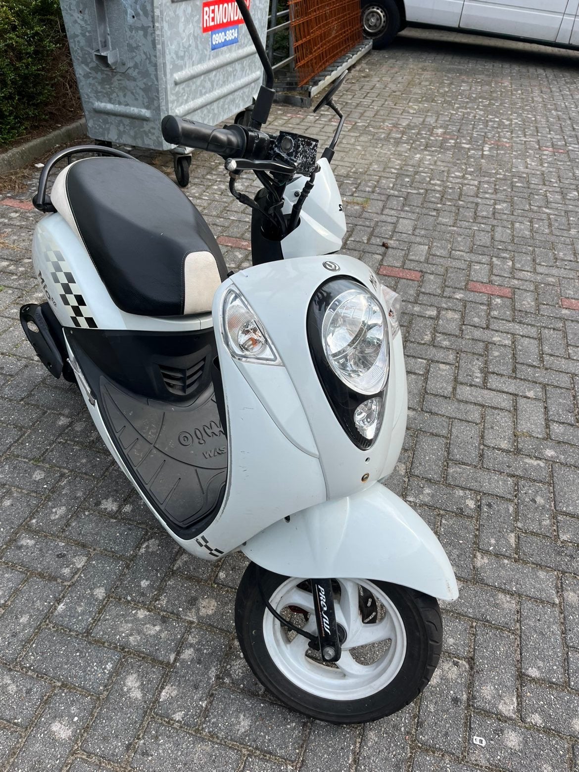 Sym mio 50 brom (2014), Maximaal 45 km/u, Zo goed als nieuw, Benzine, 50 cc