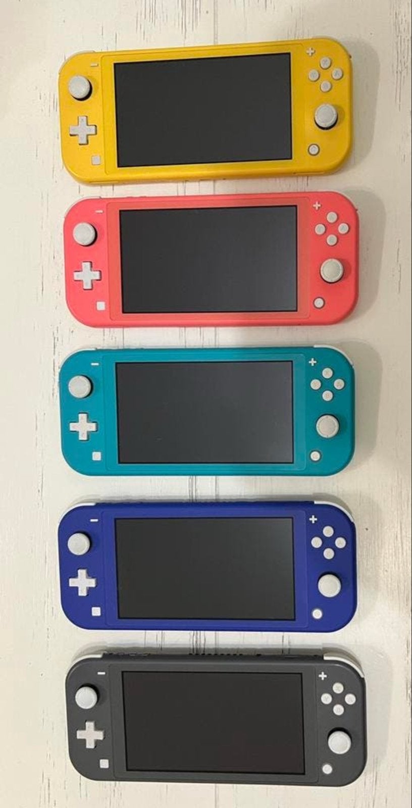 Foto 5 van Nintendo Switch Lite - Diverse Kleuren Beschikbaar