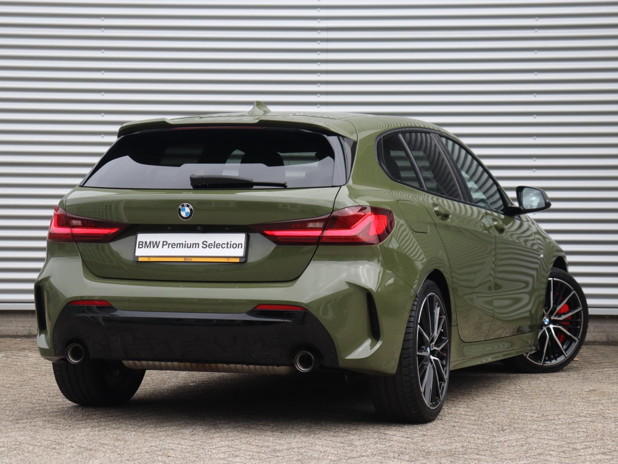 BMW 1-serie 5-deurs 120i | M Sportpakket Pro | Panodak | Ind, Auto's, BMW, 1998 cc, 730 kg, Gebruikt, 4 cilinders