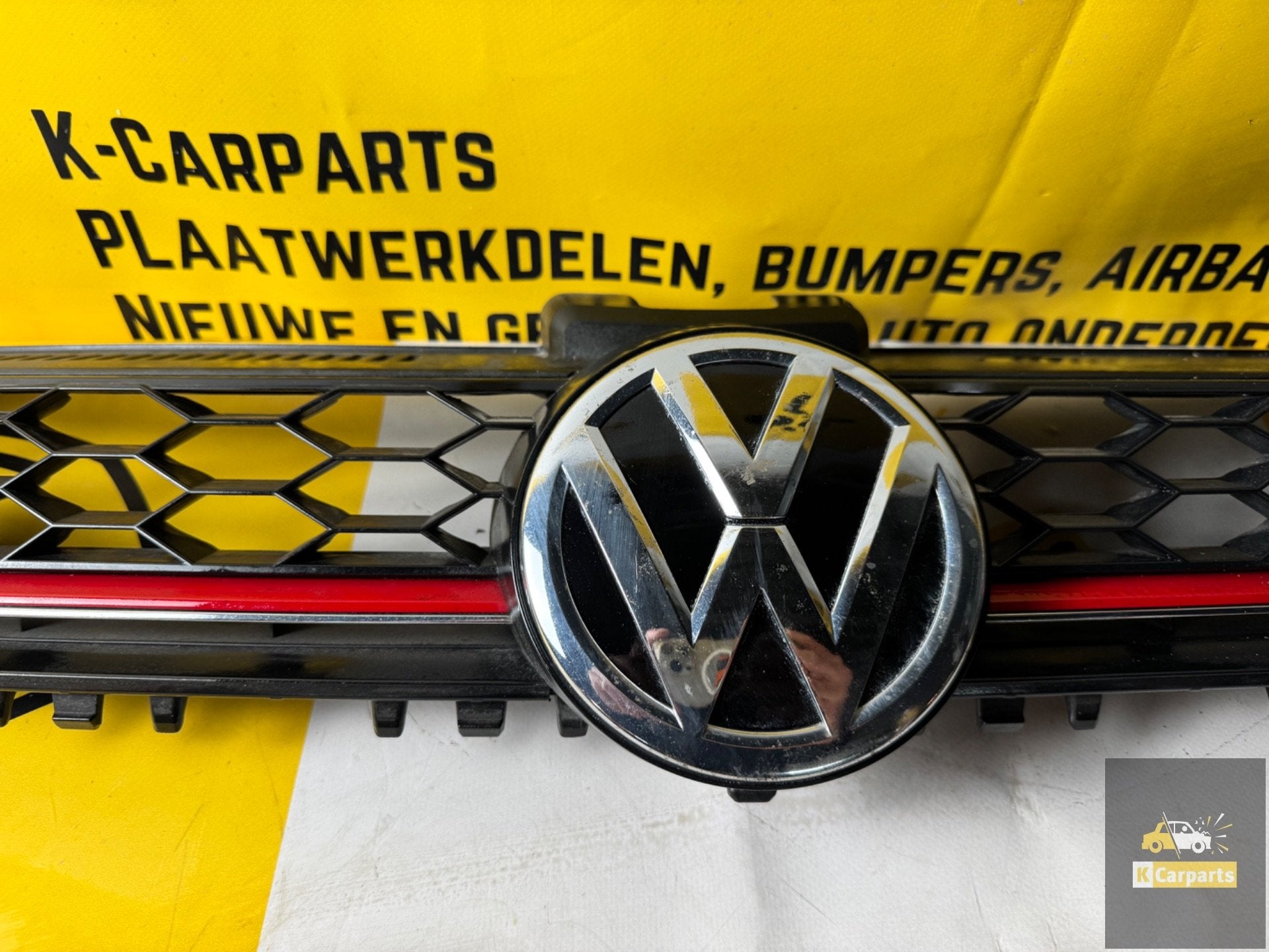 VW Golf 7 VII GTI VOLKSWAGEN Grill 5G0853651 2012-2017, Gebruikt, Volkswagen AG, Bumper, Berliner Ring 2
38440  Wolfsburg, DE