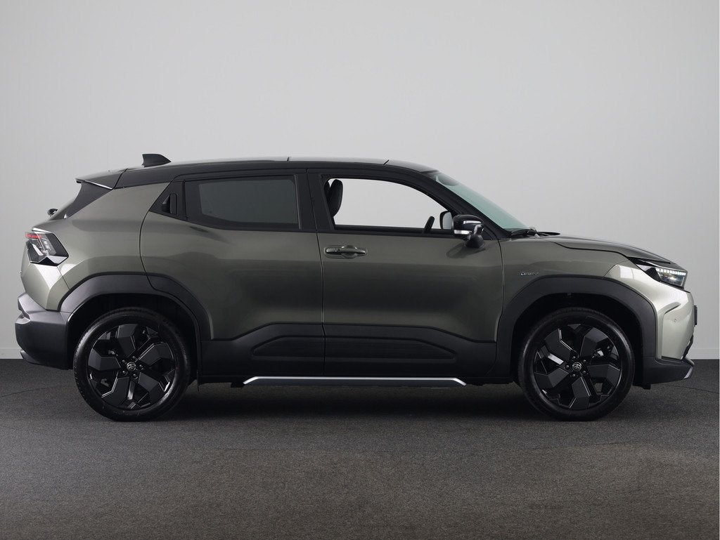 Toyota Urban Cruiser Executive AWD 61 kWh *DEMO* | 19"LM vel, Auto's, Toyota, Automaat, 12 maanden, Stof, Origineel Nederlands