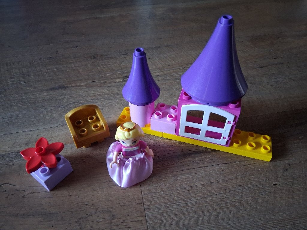 Duplo 6151 Doornroosje, Kinderen en Baby's, Speelgoed | Duplo en Lego, Gebruikt, Overige typen, Ophalen of Verzenden, Inclusief minifiguren