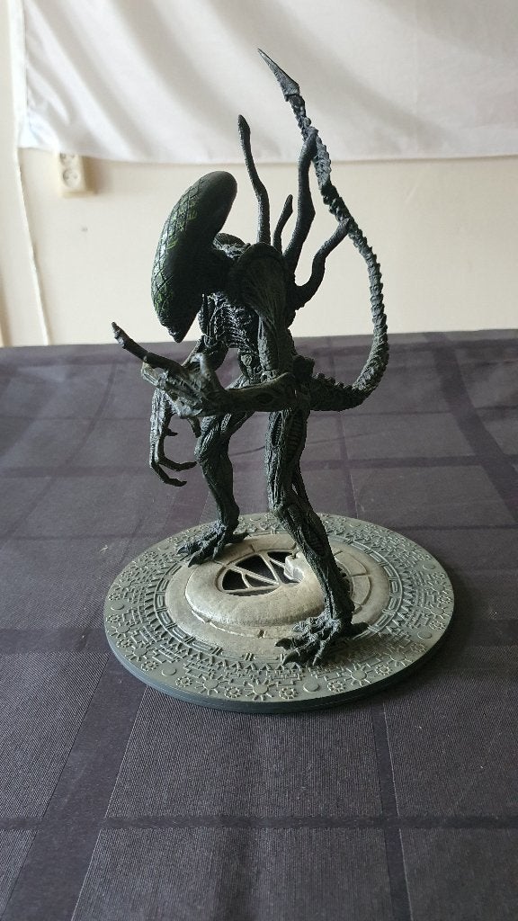 AVP - Alien Vs Predator - Grid Alien - McFarlane Toys, Ophalen of Verzenden, Gebruikt