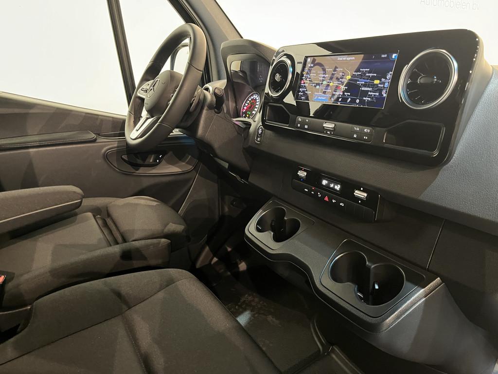 Mercedes-Benz Sprinter 319 CDI L3H2 RWD Automaat / 3.500 KG, Auto's, Automaat, Gebruikt, Met garantie (alle), Zwart