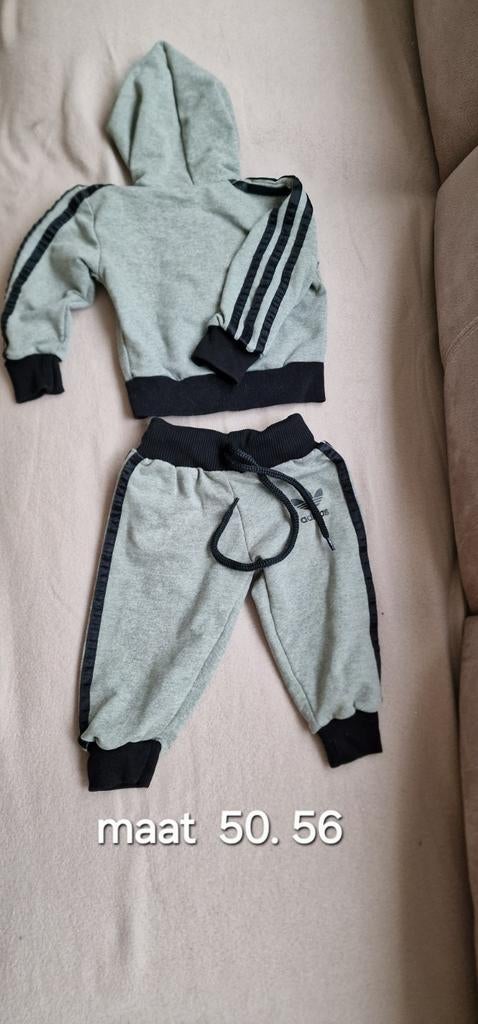 Adidas Baby joggingpak maat 50 56, Kinderen en Baby's, Ophalen of Verzenden, Jongetje of Meisje, Pakje