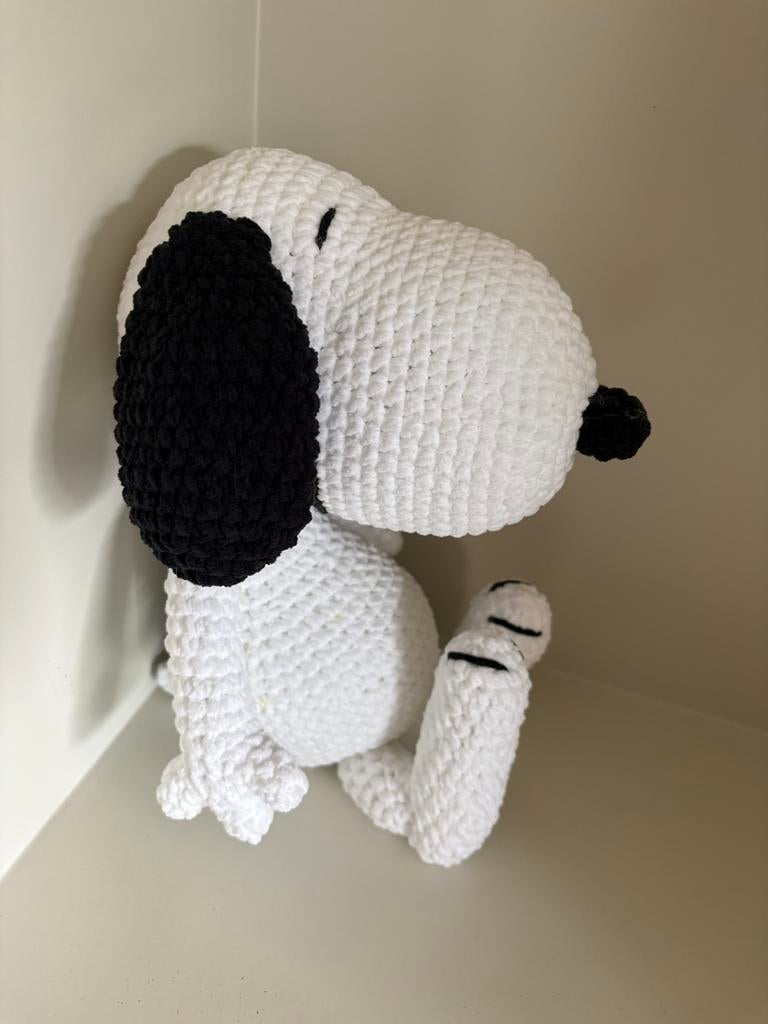 Grote gehaakte Snoopy knuffel van chenille garen, Overige merken, Nieuw, Middelgroot (20 tot 80 cm), Wit