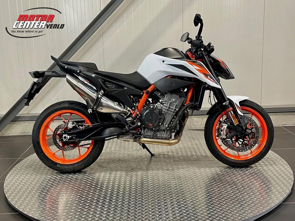 KTM 890 DUKE R (bj 2021), 2 cilinders, Motorrijbewijs A, Bedrijf, Onbekend