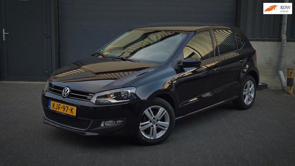 Volkswagen POLO 1.2 TSI Highline Match Carplay Airco Navi, Auto's, Volkswagen, Voorwielaandrijving, Euro 5, Gebruikt, Zwart