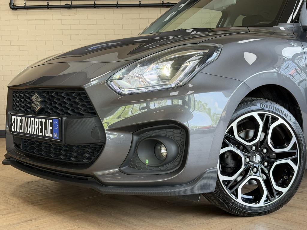 Suzuki Swift 1.4 Sport Smart Hybrid | Navi | 17"| ACC | Dode, Voorwielaandrijving, Gebruikt, Zwart, 4 cilinders