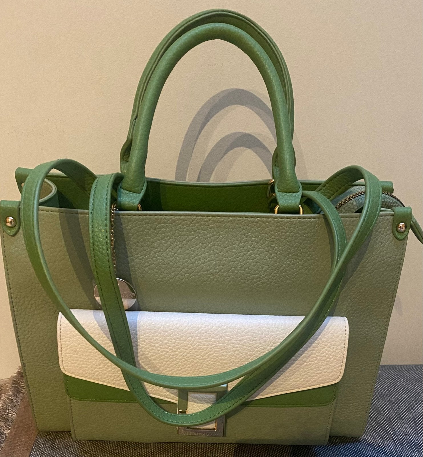 Dames tas nieuw, Sieraden, Tassen en Uiterlijk, Tassen | Damestassen, Ophalen of Verzenden, Nieuw, Groen, Schoudertasje