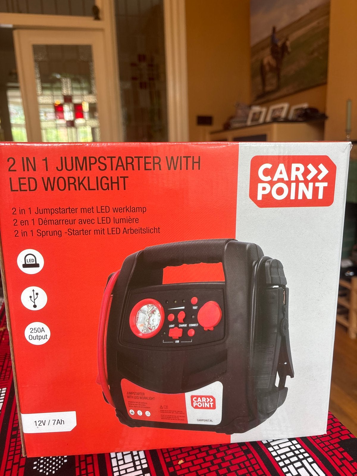 2-in-1 Jumpstarter met LED Werklamp - CARPOINT, Auto diversen, Ophalen, Nieuw