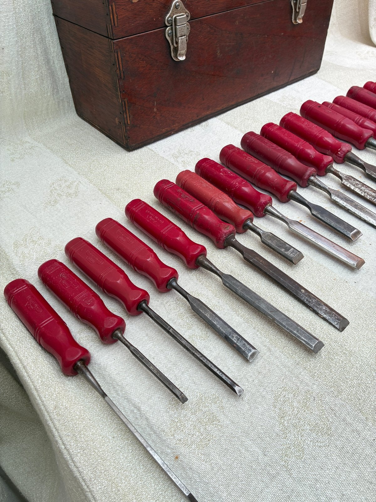 Grote verzameling Nooitgedagt beitels - 22 stuks, Antiek en Kunst, Ophalen of Verzenden