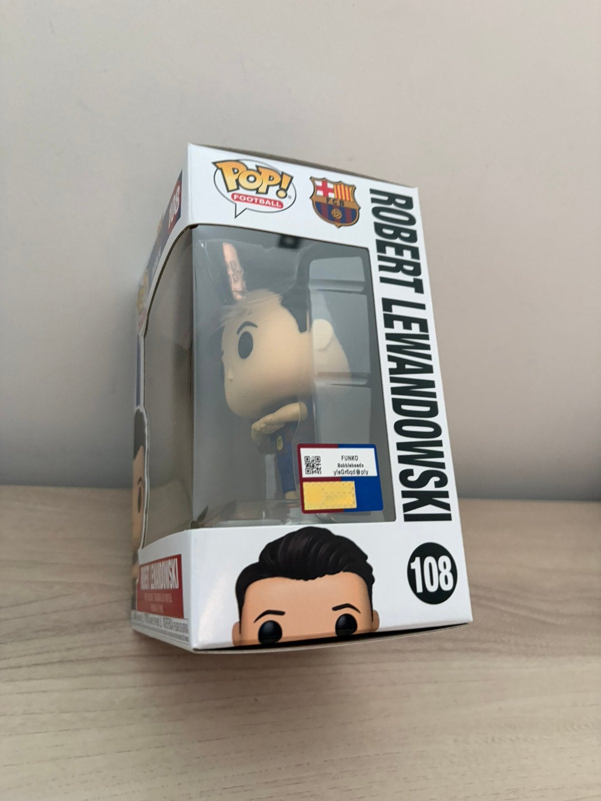 Robert Lewandowski #108 Funko Pop! Football FC Barcelona, Funko Europe, Ophalen of Verzenden, Zo goed als nieuw, 4th floor, 1 Queen Caroline St, London W6 9YN, Verenigd Koninkrijk