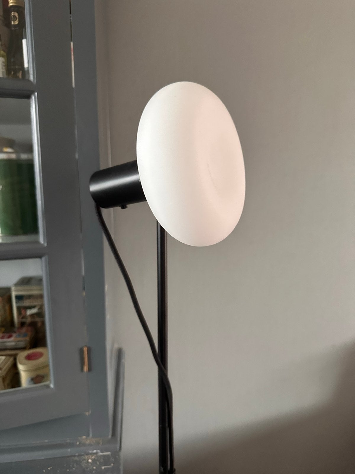 IKEA HARSLINGA Vloerlamp met LED-lamp, donkergrijs, Ophalen, E27 (groot), Zo goed als nieuw, Metaal
